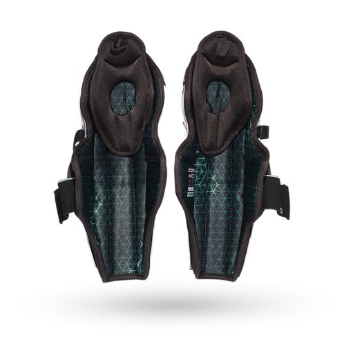 JETSPEED FTW SR / Protège-tibias en pouces : 11 pouces / Protège-tibias en cm : 28 cm / Taille des protège-tibias : JR / Couleur des protège-tibias : noir
