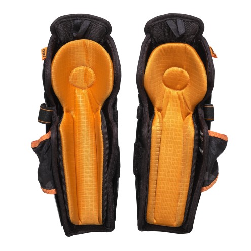 TACKS XR PRO JR / Schienbeinschoner in Zoll: 13Zoll / Schienbeinschoner in cm: 33cm / Schienbeinschonergrösse: JR / Schienbeinschonerfarbe: schwarz